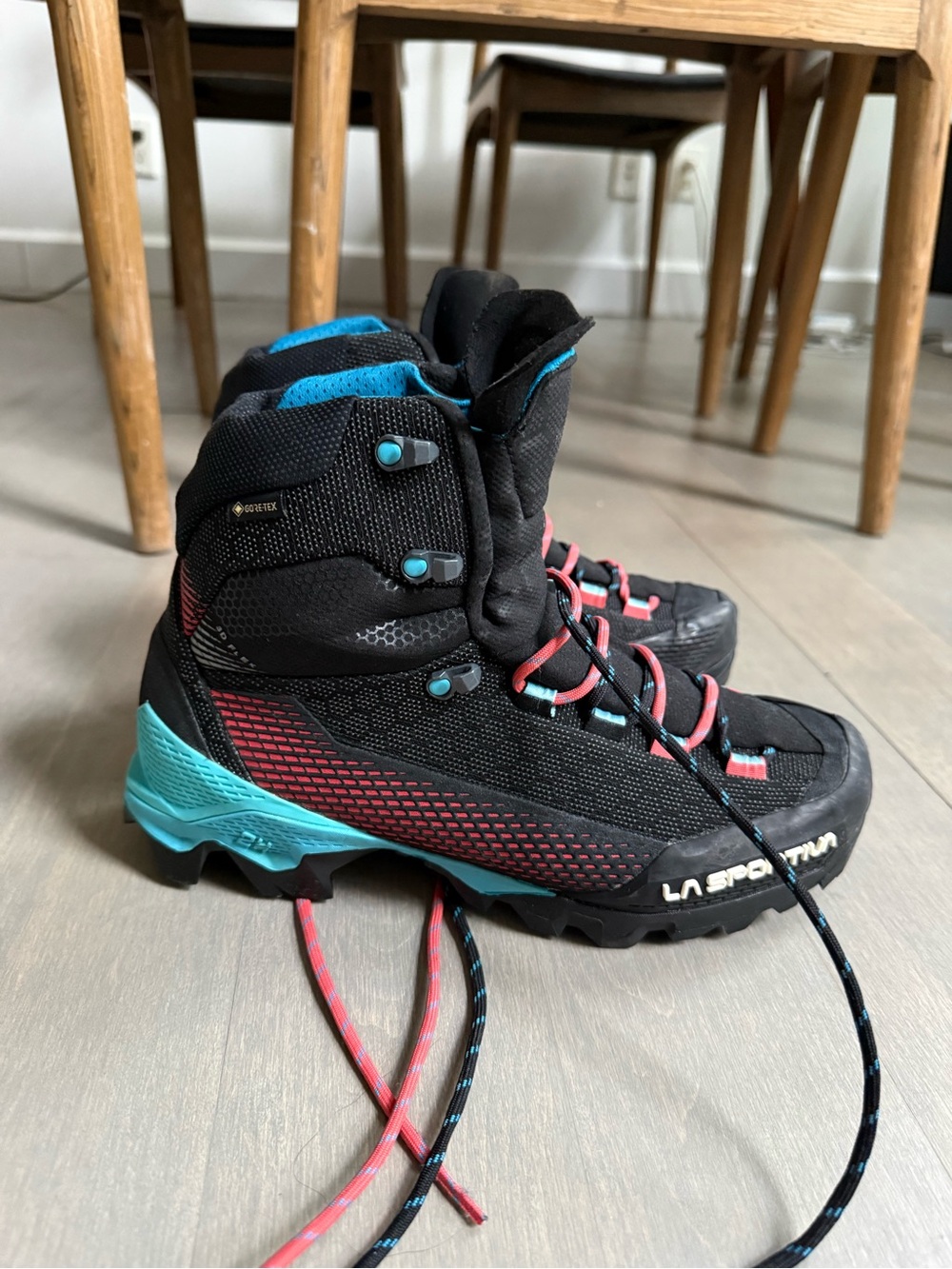 La Sportiva Aequilibrium LT GTX Mountaineering Hiking Trekking Alpine Boots